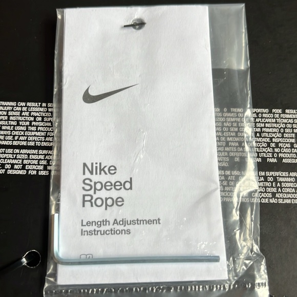 Nike Fitness Speed Jump Rope - Picture 6 of 7